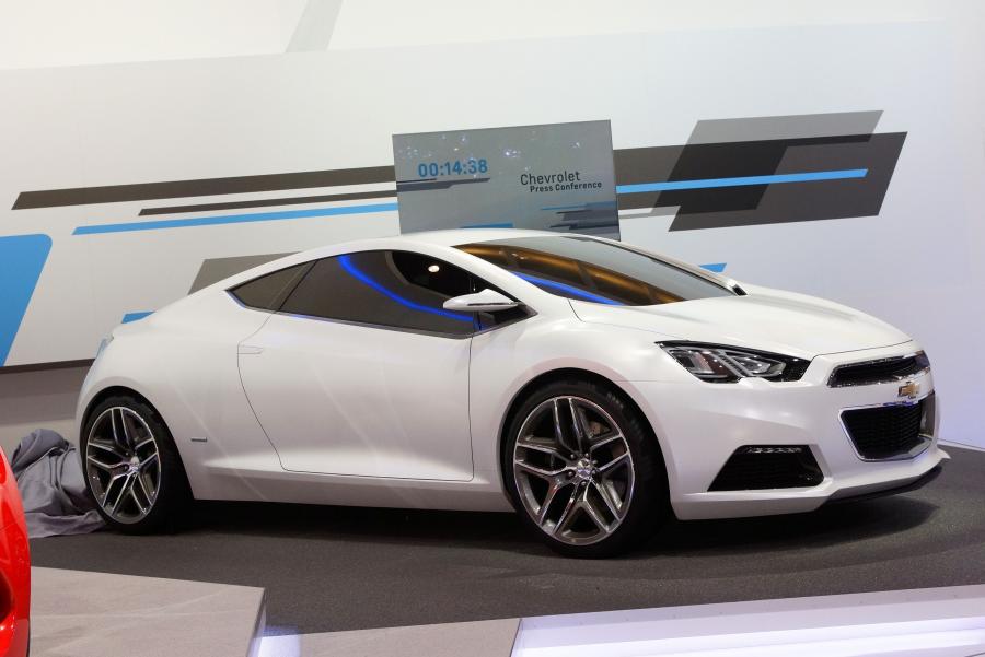  Chevrolet Tru 140S Concept 2012 года  (фото 18 из 25)